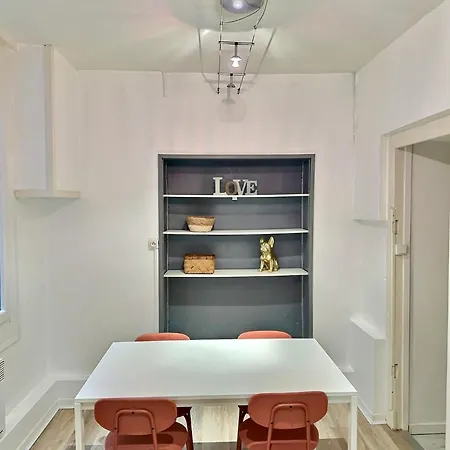 Wonderhost, Les Volumes De Margot En Hypercentre Apartment Pau Exterior photo