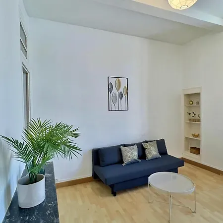 Wonderhost, Les Volumes De Margot En Hypercentre Apartment Pau Exterior photo