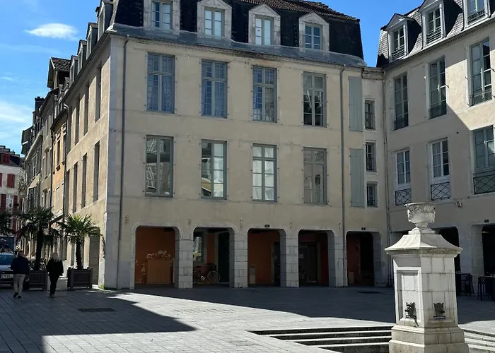 Wonderhost, Les Volumes De Margot En Hypercentre