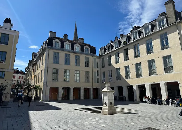 Wonderhost, Les Volumes De Margot En Hypercentre